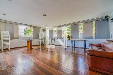 Apartamento à venda com 90m², 3 quartos e 1 vaga Apartamento à venda com 90m², 3 quartos e 1 vagaÁrea comum - Salão de festas