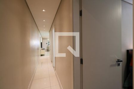 Apartamento à venda com 180m², 3 quartos e 2 vagasCorredor