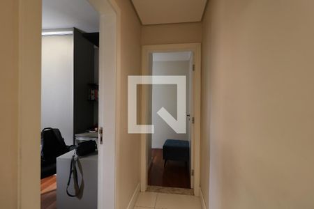 Apartamento à venda com 180m², 3 quartos e 2 vagasCorredor