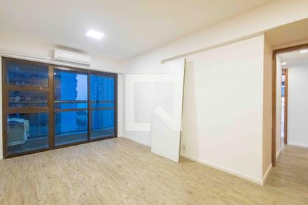 Apartamento à venda com 139m², 4 quartos e 2 vagas Apartamento à venda com 139m², 4 quartos e 2 vagasSuíte 1