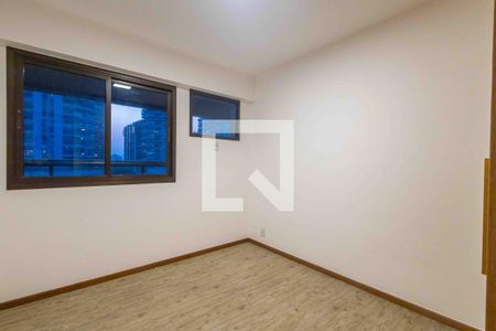 Apartamento à venda com 139m², 4 quartos e 2 vagas Apartamento à venda com 139m², 4 quartos e 2 vagasQuarto 2
