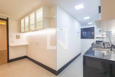 Apartamento à venda com 139m², 4 quartos e 2 vagas Apartamento à venda com 139m², 4 quartos e 2 vagasCozinha