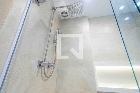 Apartamento à venda com 139m², 4 quartos e 2 vagas Apartamento à venda com 139m², 4 quartos e 2 vagasBanheiro da Suíte 1