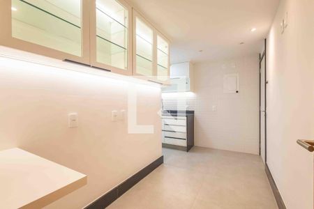 Apartamento à venda com 139m², 4 quartos e 2 vagas Apartamento à venda com 139m², 4 quartos e 2 vagasCozinha