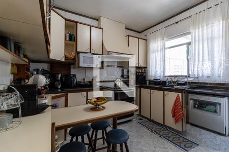 Apartamento à venda com 300m², 4 quartos e 2 vagasCozinha