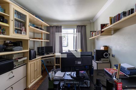 Apartamento à venda com 300m², 4 quartos e 2 vagasQuarto 4