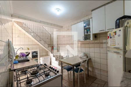 Casa à venda com 125m², 2 quartos e 1 vaga Casa à venda com 125m², 2 quartos e 1 vagaCozinha