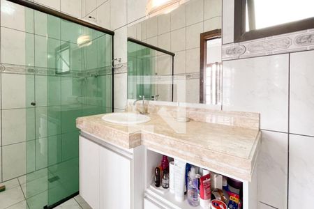 Casa à venda com 289m², 3 quartos e 4 vagas Casa à venda com 289m², 3 quartos e 4 vagasBanheiro - Suíte