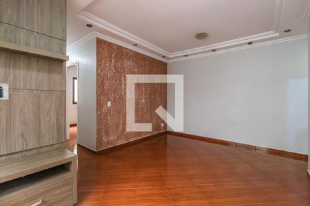Sala de apartamento para alugar com 3 quartos, 69m² em Jardim Tupanci, Barueri