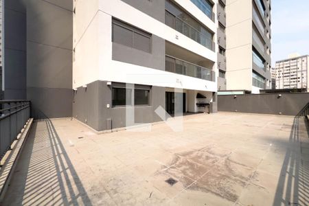 Apartamento à venda com 220m², 2 quartos e 2 vagas Apartamento à venda com 220m², 2 quartos e 2 vagasVaranda
