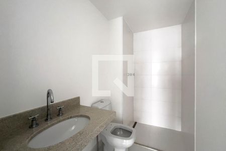 Apartamento à venda com 220m², 2 quartos e 2 vagas Apartamento à venda com 220m², 2 quartos e 2 vagasSuíte 2