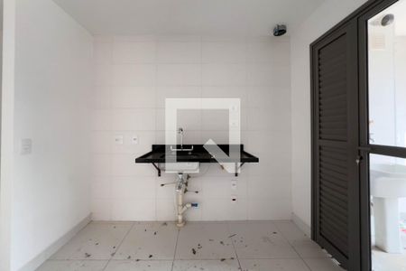 Apartamento à venda com 220m², 2 quartos e 2 vagas Apartamento à venda com 220m², 2 quartos e 2 vagasCozinha e área de serviço