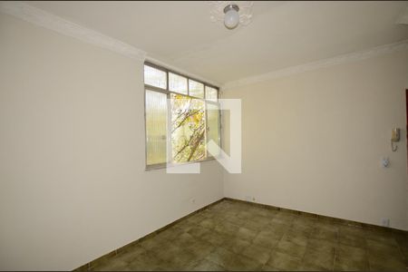 Apartamento para alugar com 45m², 2 quartos e sem vagaSala
