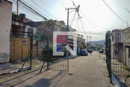 Apartamento para alugar com 64m², 2 quartos e 1 vaga Apartamento para alugar com 64m², 2 quartos e 1 vagaEntrada da rua