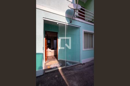 Apartamento para alugar com 64m², 2 quartos e 1 vaga Apartamento para alugar com 64m², 2 quartos e 1 vagaEntrada