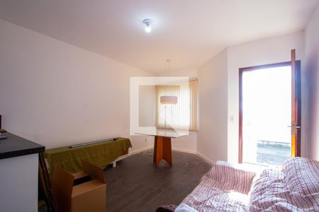Sala de apartamento para alugar com 2 quartos, 64m² em São Miguel, São Gonçalo
