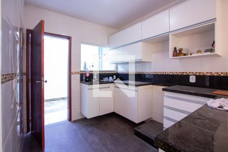 Apartamento para alugar com 64m², 2 quartos e 1 vaga Apartamento para alugar com 64m², 2 quartos e 1 vagaCozinha