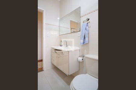 Casa à venda com 180m², 2 quartos e 2 vagasBanheiro