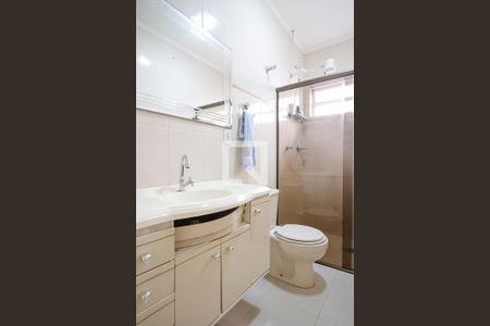 Casa à venda com 180m², 2 quartos e 2 vagasBanheiro