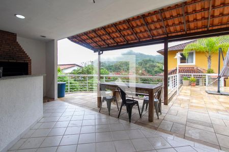 Casa de condomínio para alugar com 700m², 4 quartos e 5 vagasChurrasqueira