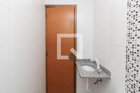 Apartamento à venda com 29m², 2 quartos e sem vaga Apartamento à venda com 29m², 2 quartos e sem vagaBanheiro