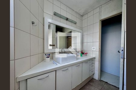 Apartamento à venda com 127m², 4 quartos e 1 vagaBanheiro Social