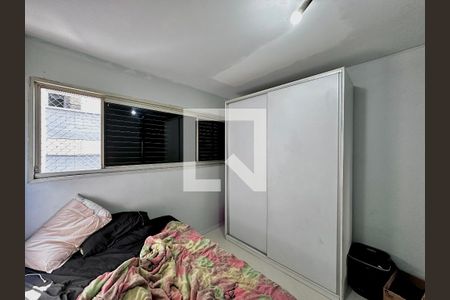 Apartamento à venda com 127m², 4 quartos e 1 vagaQuarto 2