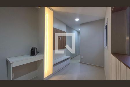 Sala de apartamento à venda com 2 quartos, 66m² em Vila Humaita, Santo André