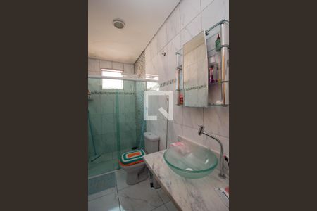 Casa à venda com 160m², 3 quartos e 2 vagasBanheiro 2