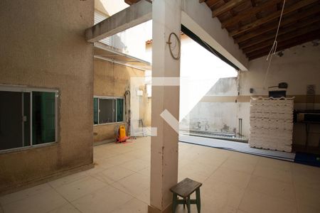 Casa à venda com 160m², 3 quartos e 2 vagasQuintal