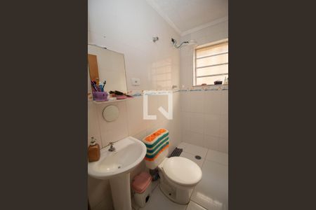 Casa à venda com 160m², 3 quartos e 2 vagasBanheiro 1