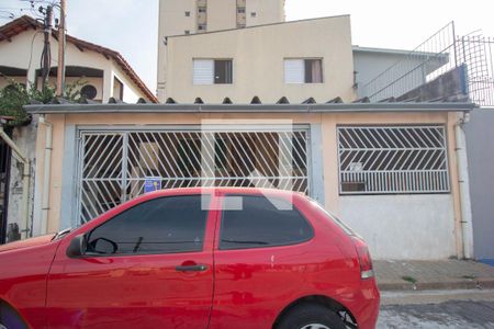 Casa à venda com 160m², 3 quartos e 2 vagasFachada