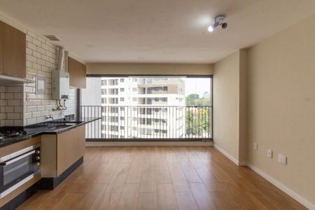 Sala de apartamento para alugar com 2 quartos, 55m² em Vila Anastácio, São Paulo