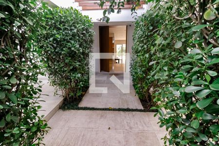 Casa à venda com 430m², 4 quartos e 3 vagasEntrada