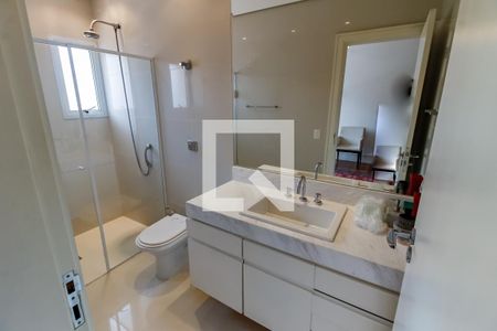 Casa à venda com 430m², 4 quartos e 3 vagasBanheiro da Suíte 3