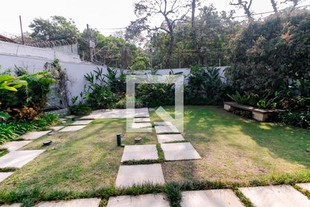 Casa à venda com 430m², 4 quartos e 3 vagasJardim