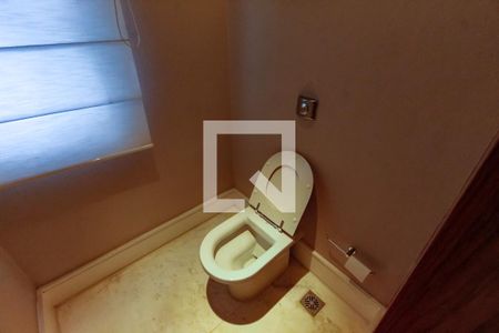 Casa à venda com 430m², 4 quartos e 3 vagasLavabo