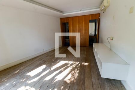 Casa à venda com 430m², 4 quartos e 3 vagasSala 3