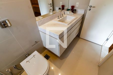 Casa à venda com 430m², 4 quartos e 3 vagasBanheiro da Suíte 3