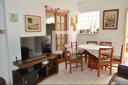 Casa à venda com 90m², 3 quartos e 1 vagaSala