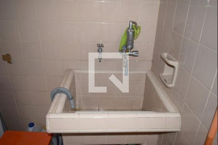 Casa à venda com 150m², 3 quartos e 1 vagaÁrea de Serviço