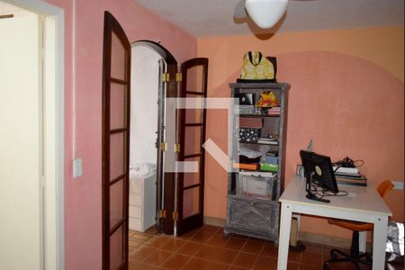 Casa à venda com 150m², 3 quartos e 1 vagaSuíte