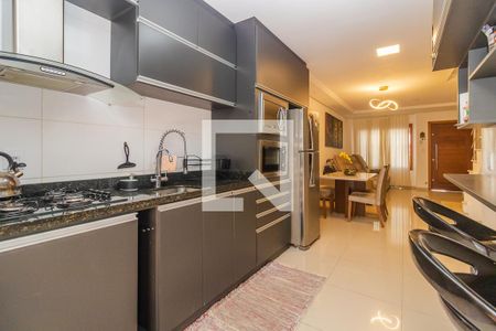 Casa à venda com 110m², 2 quartos e 2 vagas Casa à venda com 110m², 2 quartos e 2 vagasCozinha