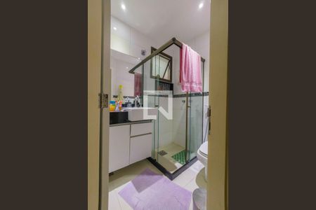 Apartamento à venda com 280m², 3 quartos e 2 vagas Apartamento à venda com 280m², 3 quartos e 2 vagasBanheiro da Suíte 3