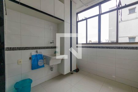 Apartamento à venda com 280m², 3 quartos e 2 vagas Apartamento à venda com 280m², 3 quartos e 2 vagasÁrea de Serviço