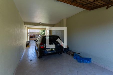 Casa à venda com 257m², 3 quartos e 4 vagas Casa à venda com 257m², 3 quartos e 4 vagasGaragem