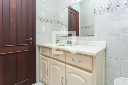 Casa à venda com 257m², 3 quartos e 4 vagas Casa à venda com 257m², 3 quartos e 4 vagasBanheiro