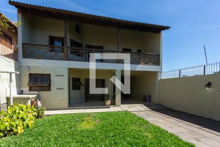 Casa à venda com 257m², 3 quartos e 4 vagas Casa à venda com 257m², 3 quartos e 4 vagasJardim