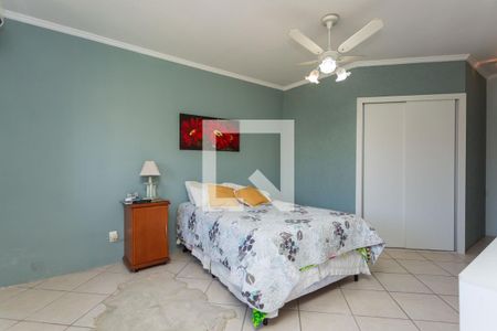 Casa à venda com 257m², 3 quartos e 4 vagas Casa à venda com 257m², 3 quartos e 4 vagasSuite