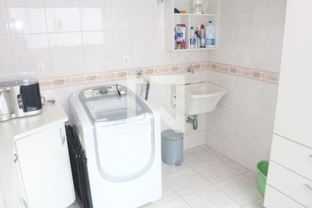 Casa à venda com 445m², 3 quartos e 8 vagasÁrea de Serviço